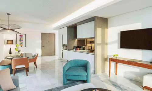 هتل د ایت پالم بیچ ریزورت دبی